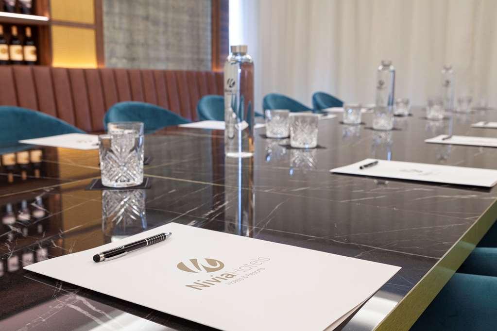 Hotell Nivia Born Boutique 5*